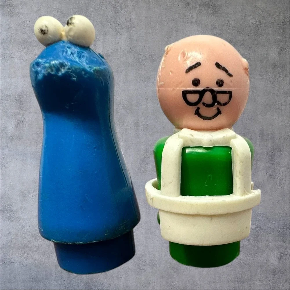 Vintage‎ Fisher-Price Little People Lot Sesame Street Garbage Truck Light Pole
